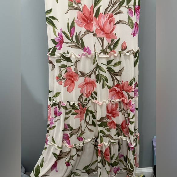 Kate and Lily Women’s V-Neck Puff Sleeve Tiered Floral Maxi Dress NWT - Picture 13 of 13